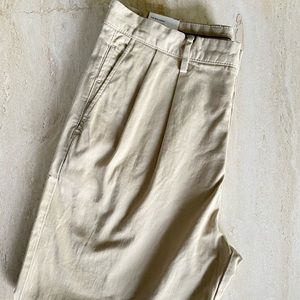 Zara Men’s Pleated 80’s Chino Pants